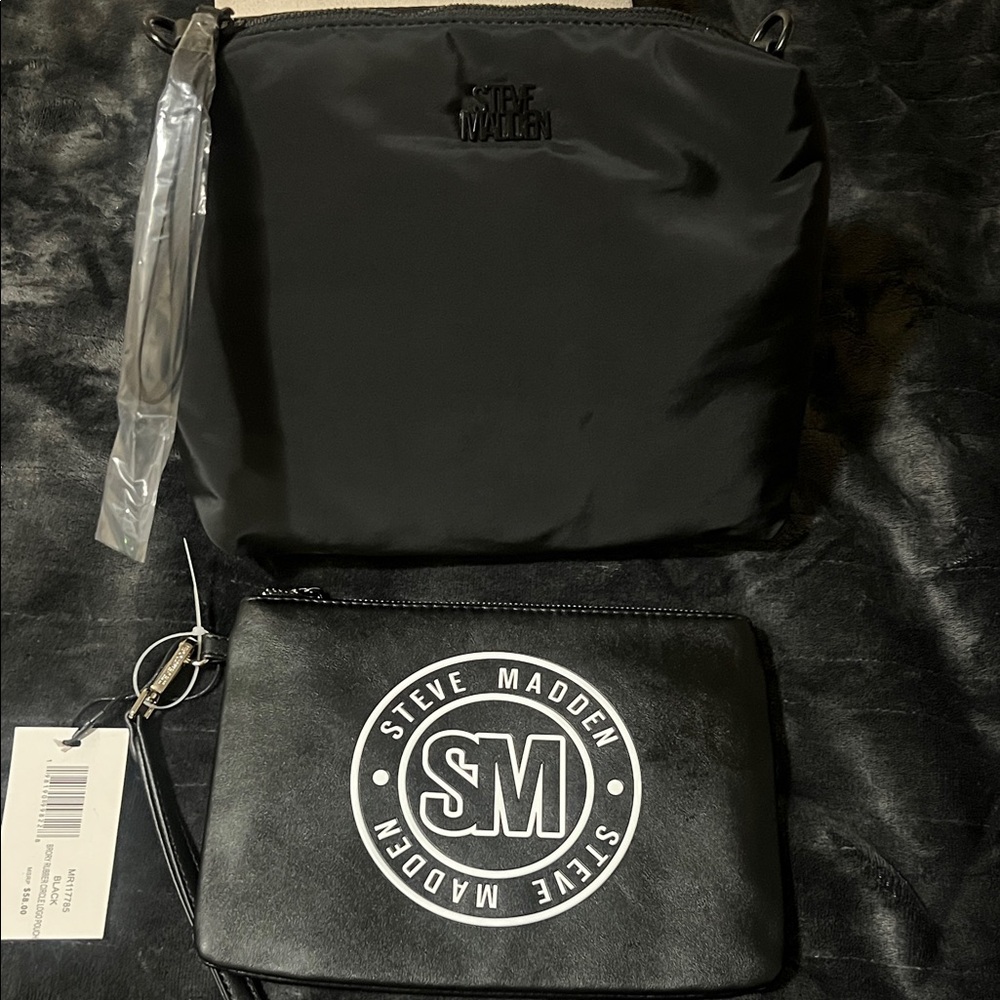 Steve Madden Black Toiletry Bag Set
